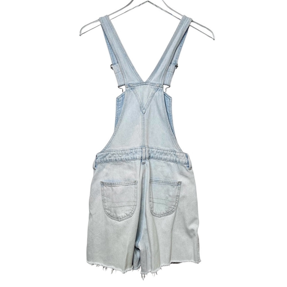 American Eagle Light Wash Mom Denim Shortalls Cutoff Overalls Sz 2 - Picture 9 of 11